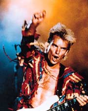 Sting atuando no vídeo promocional de Synchronicity II