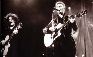 Robert e David Bowie durante Quicksand