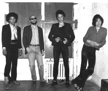 da esquerda para a direita: Ivan Julia, Bob Quine, Richard Hell e Marc Bell