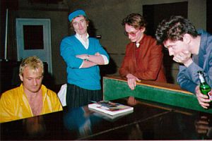 Lou Bernardi, John Lydon, Keith Levene e  Martin Atkins