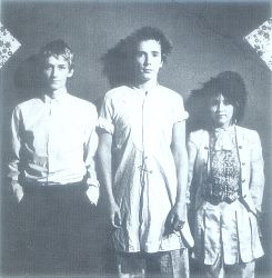 Keith Leve, John Lydon e Jeanette Lee